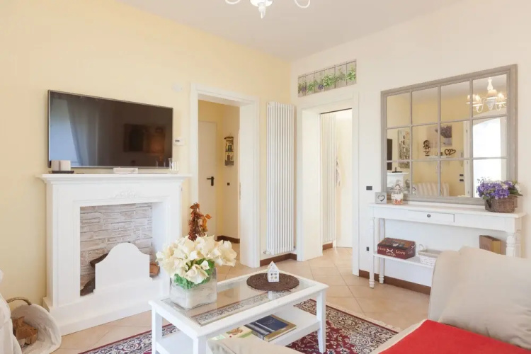 Nina Guest House