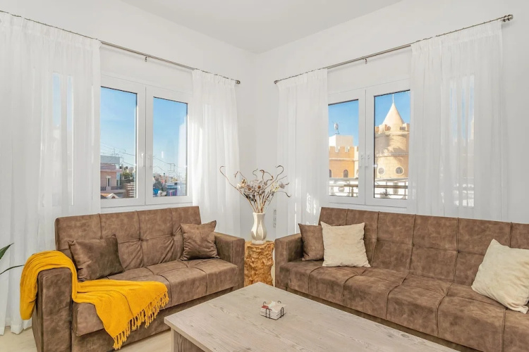 Maela Luxury Suite