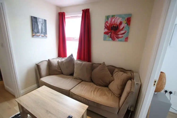 Contemporary 2 bed Flat in Bristol, Free Parking