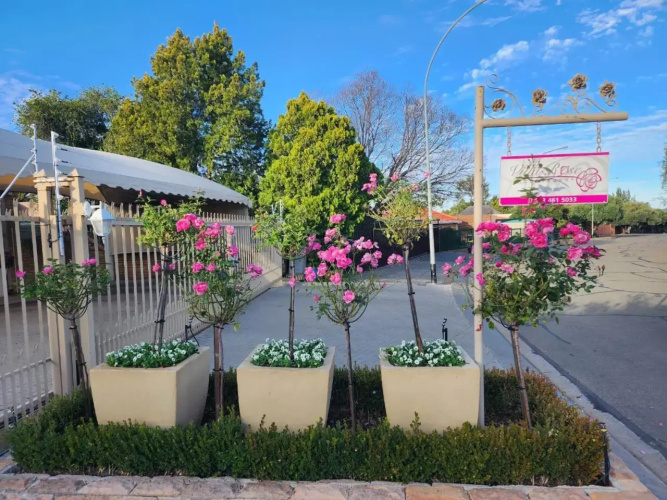 Villa Rose Cottages