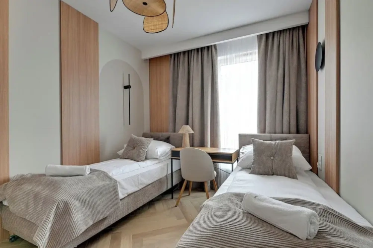 Deluxe Apartment