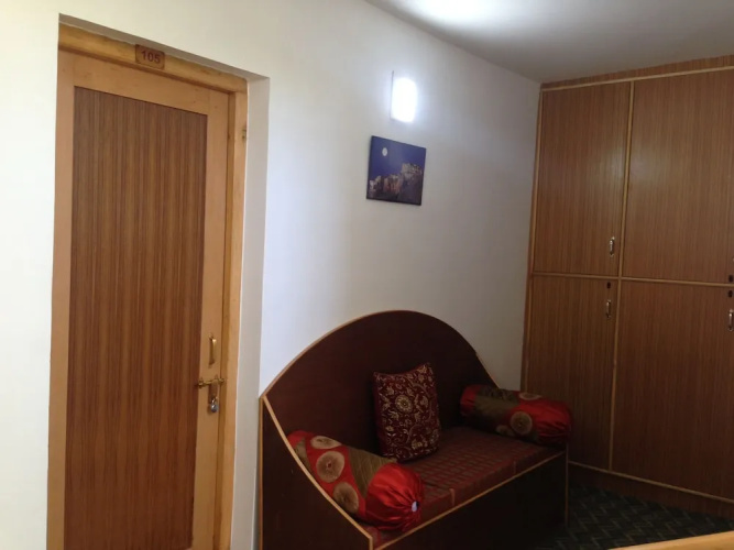 Radhu's Boutique Inn