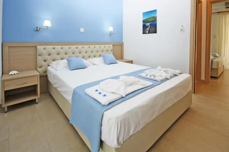 Apartment with sea view