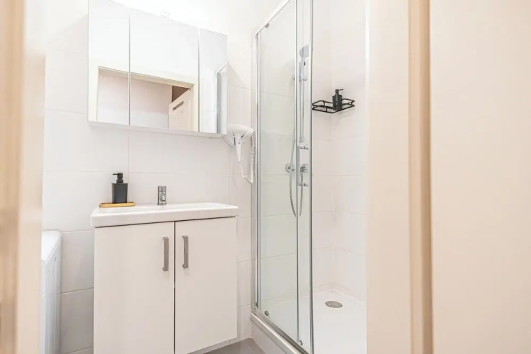 Comfy 2BR Apartment for 5 Guests