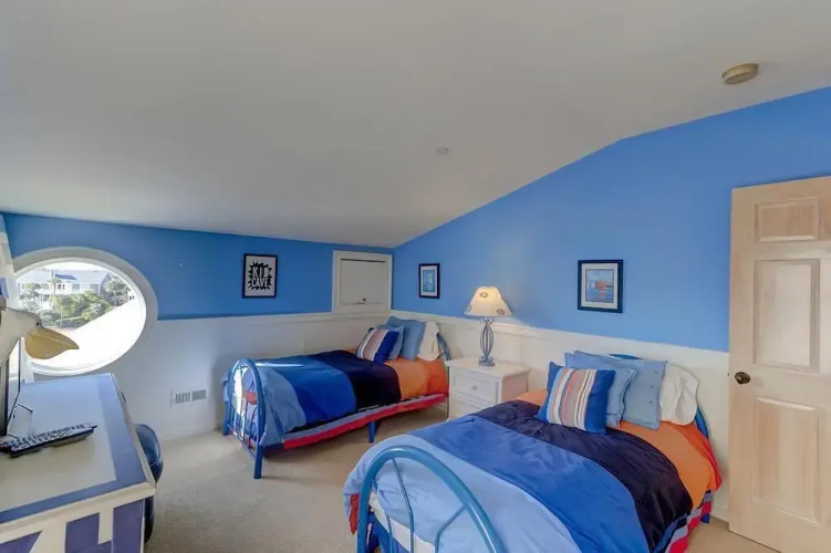 21 Ocean Point