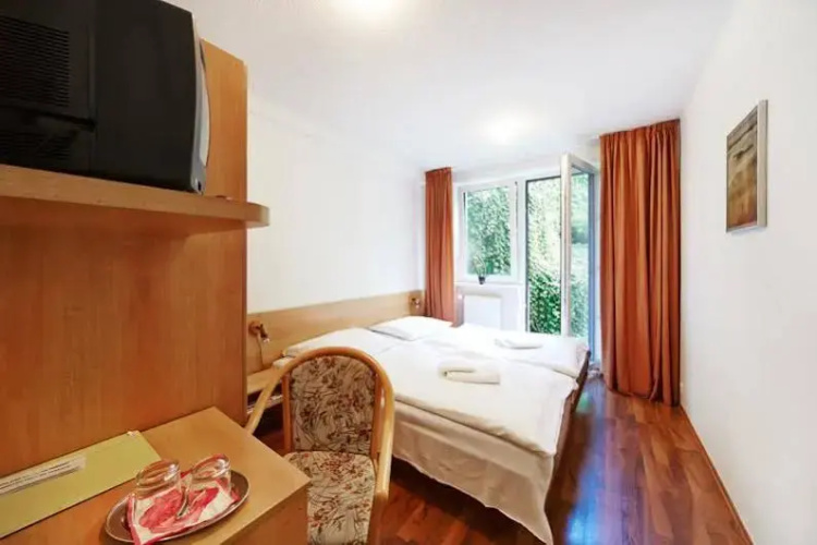 Hotel Global