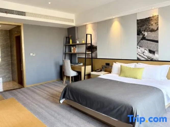 Deluxe Double Suite