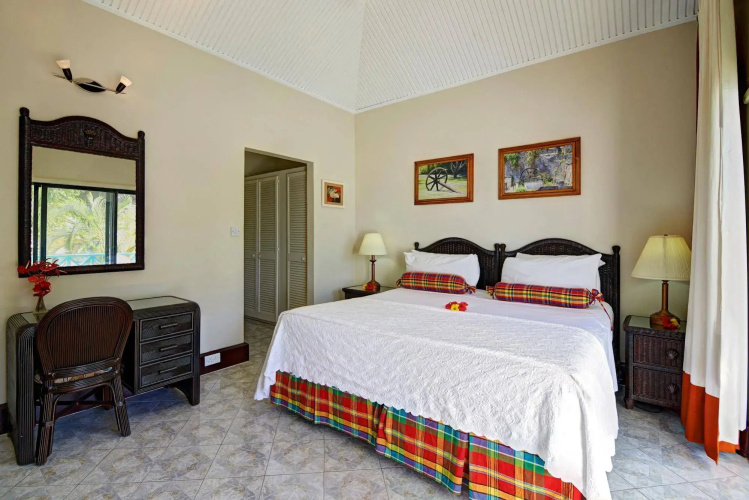 Mariners Hotel