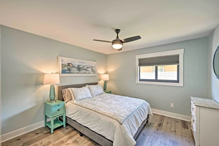 4 Bedrooms Cottage