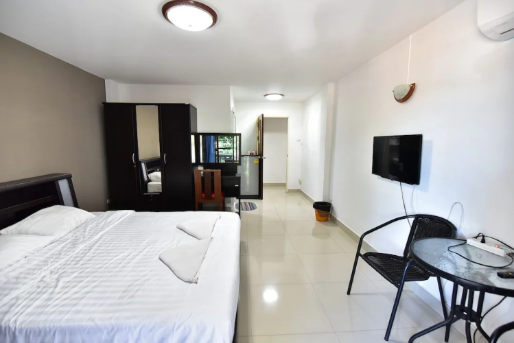 Escobar Guesthouse