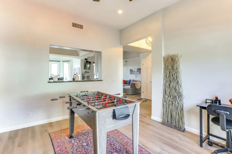 Mtn & City Views: Stunning Villa in Phoenix!