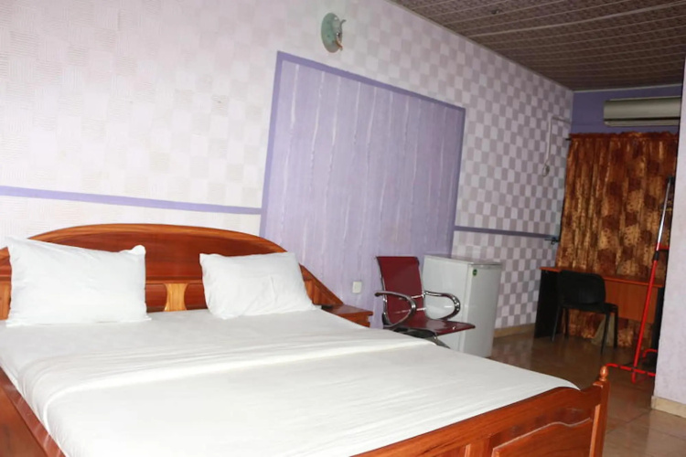 Ivory Place Hotel