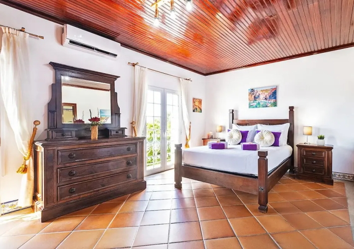 Villa Buganvilias