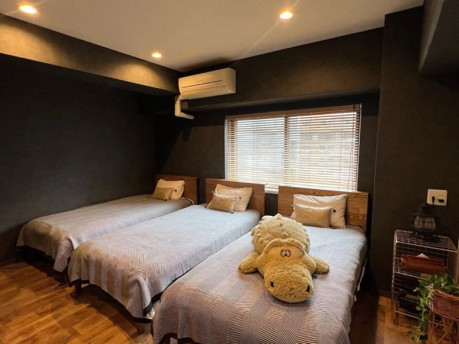 Standard Triple room