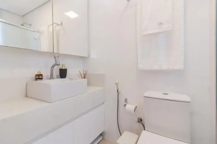 Excelente Cobertura Jurerê com Jacuzzi