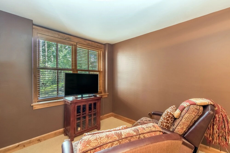 Elkstone Place 1