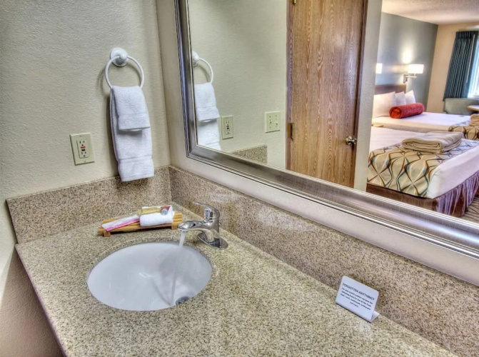 Super 8 by Wyndham Florence OR
