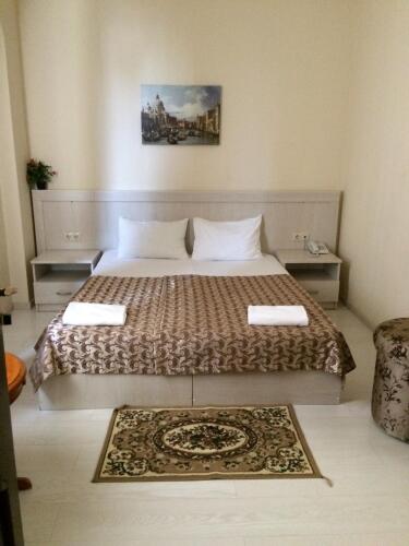 Фотография номера гостиницы Версаль