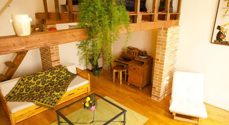 Minestrone Apartment