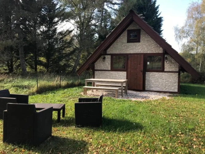 2 Bedrooms Chalet