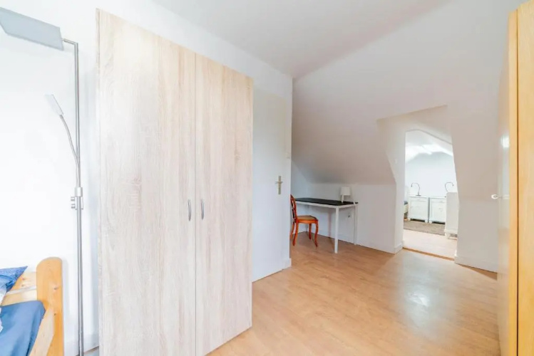 Id 6894 - Private Apartment
