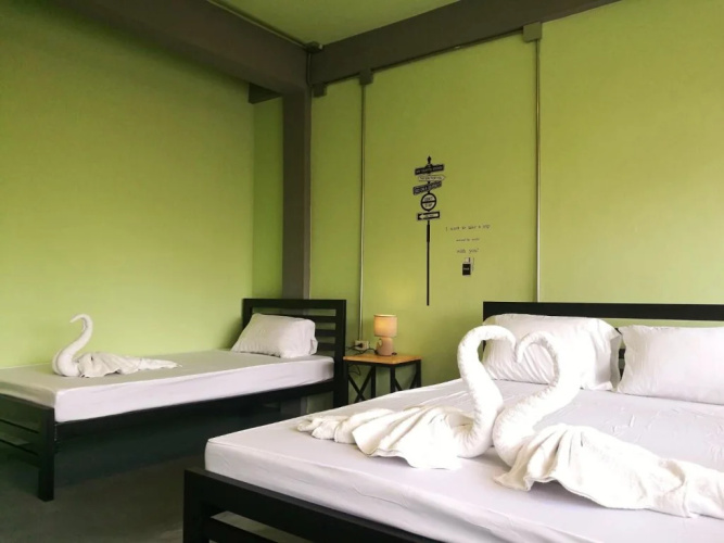 Samsen 8 Hostel
