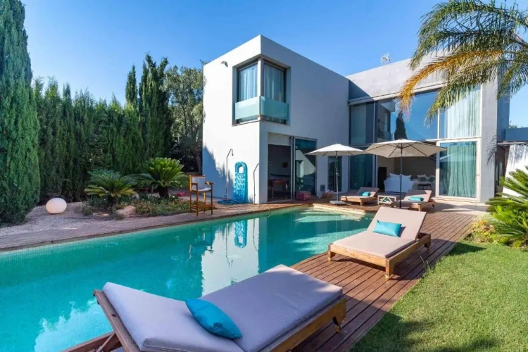 Deluxe Villa