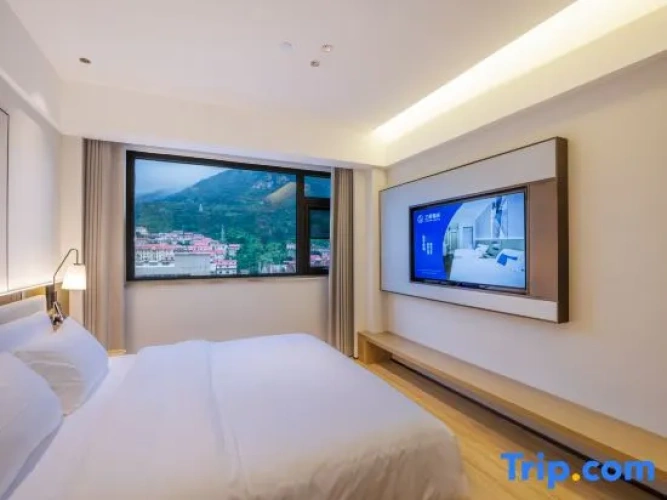 Standard Double room with view