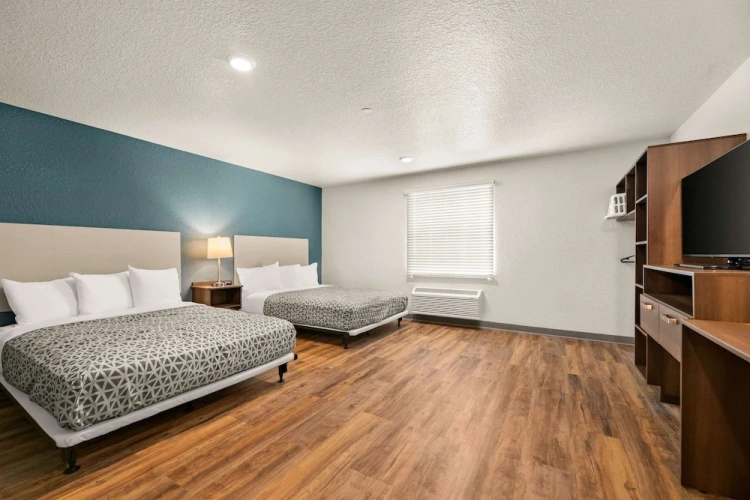 Quadruple Suite