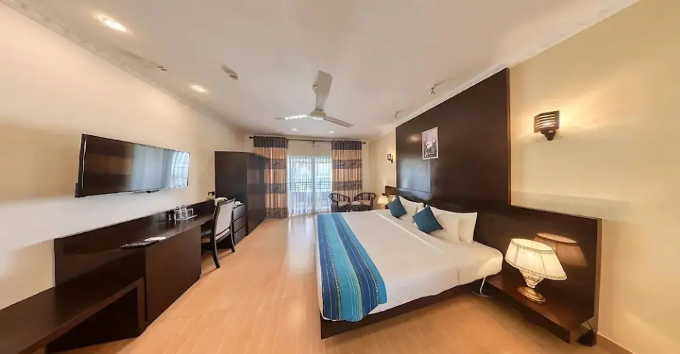Manara Beach Resort