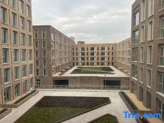 Stylish apartment in central Birmingham, with Parking