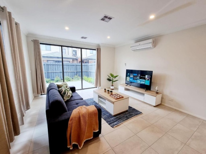 3 Bedrooms Cottage
