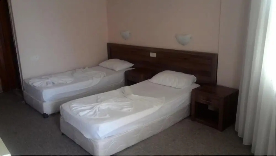 Ender Hotel