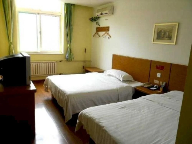 Joy Inn Qianfoshan