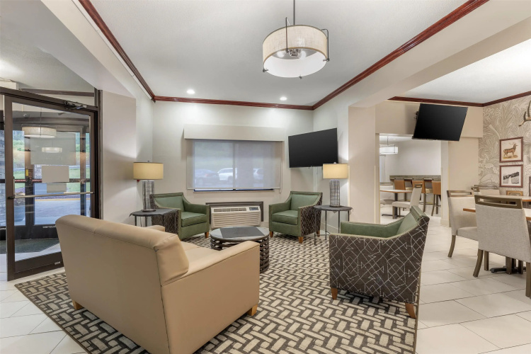 Best Western Plus Executive Inn