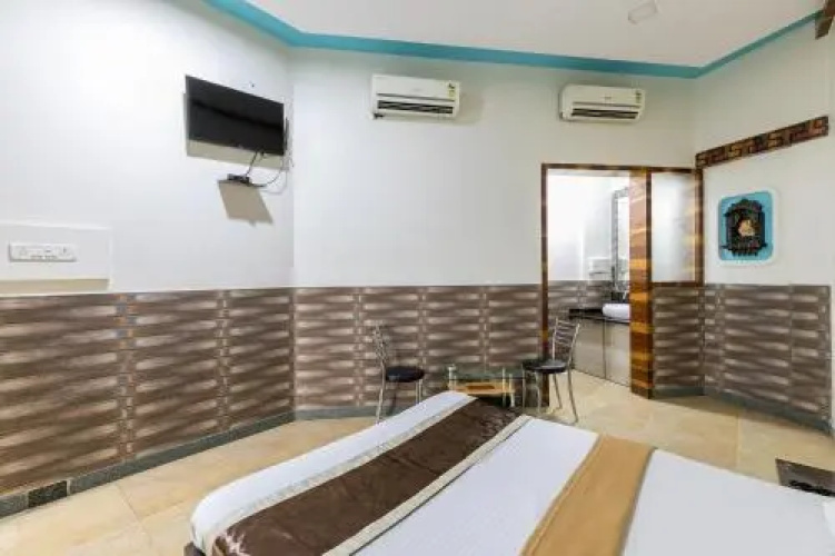 Hotel Surbhi