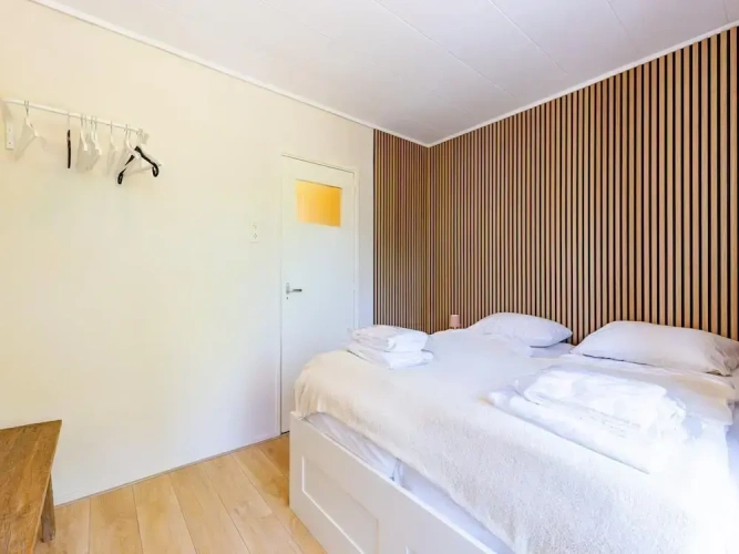 2 Bedrooms Classic Apartment with balcony