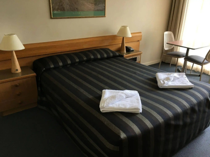 Kings Park Motel