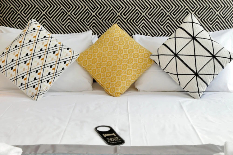 Della Croce Rooms
