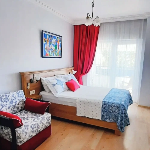 Comfort room with balcony