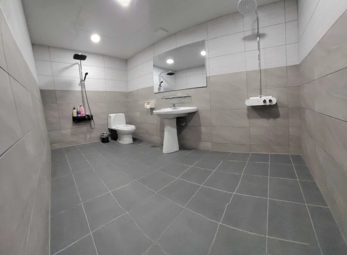 Deluxe Twin room with city view