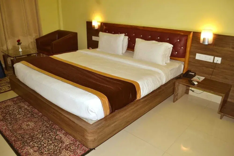 Hotel Suraj Palace