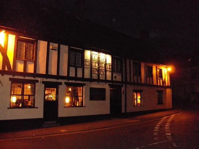 George Inn, Mere