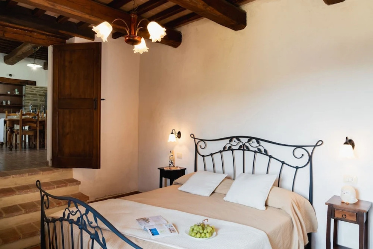 Ca Quattrocchi 10 3 by Marche Holiday Villas