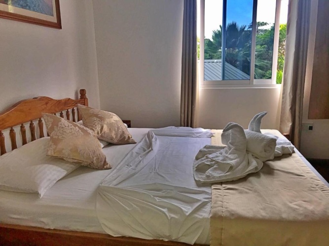 2 Bedrooms Cottage
