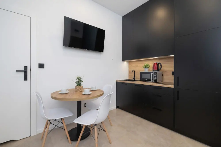 Studio by Galeria Katowicka by Renters