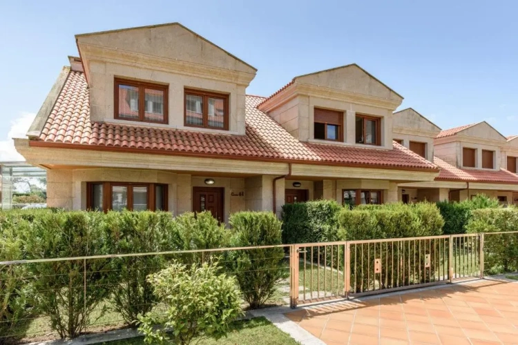Double Chalet