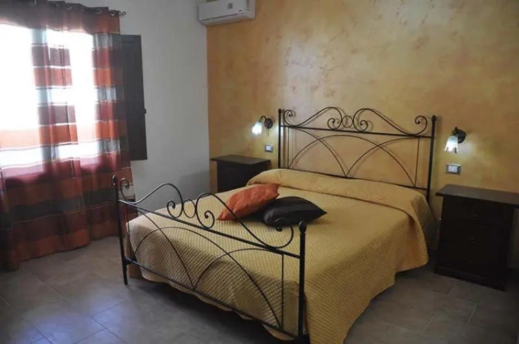 Standard Triple room with balcony
