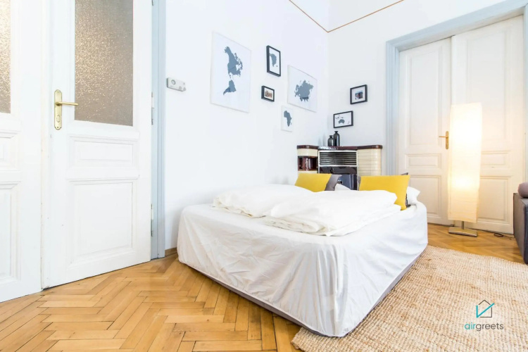 Spacious And Extraordinary Vienna Apartment