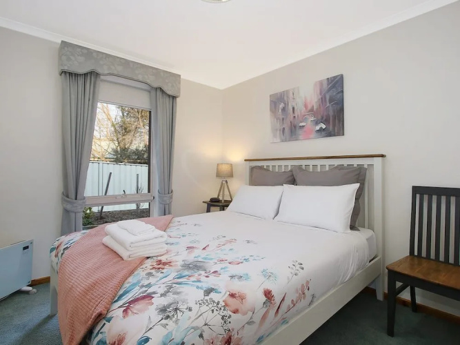 Abbey Rose - Bright, VIC